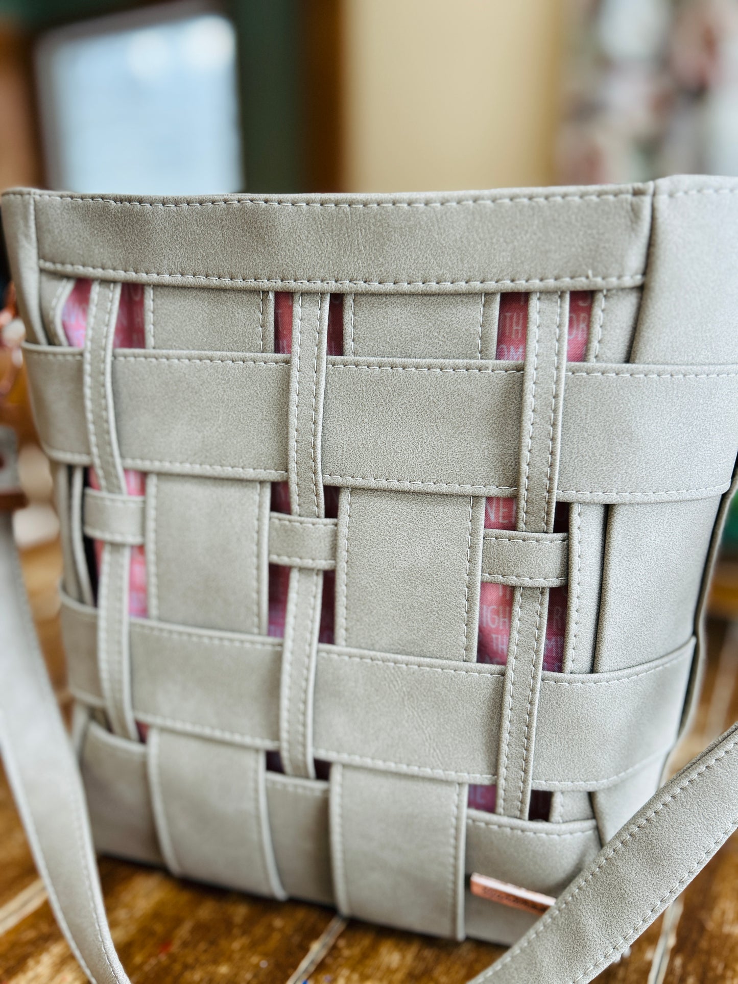 Magnificat Willow Woven Tote
