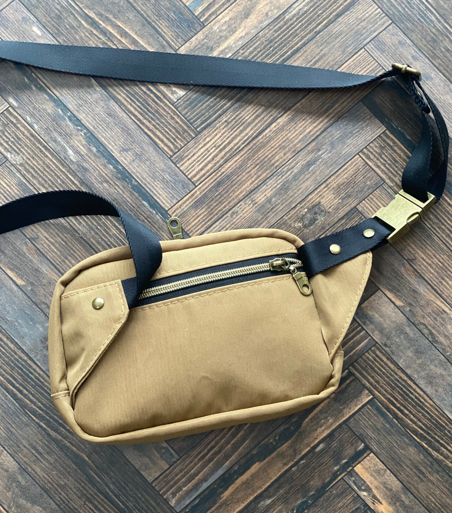 Carry On Bravely Louie Belt Bag