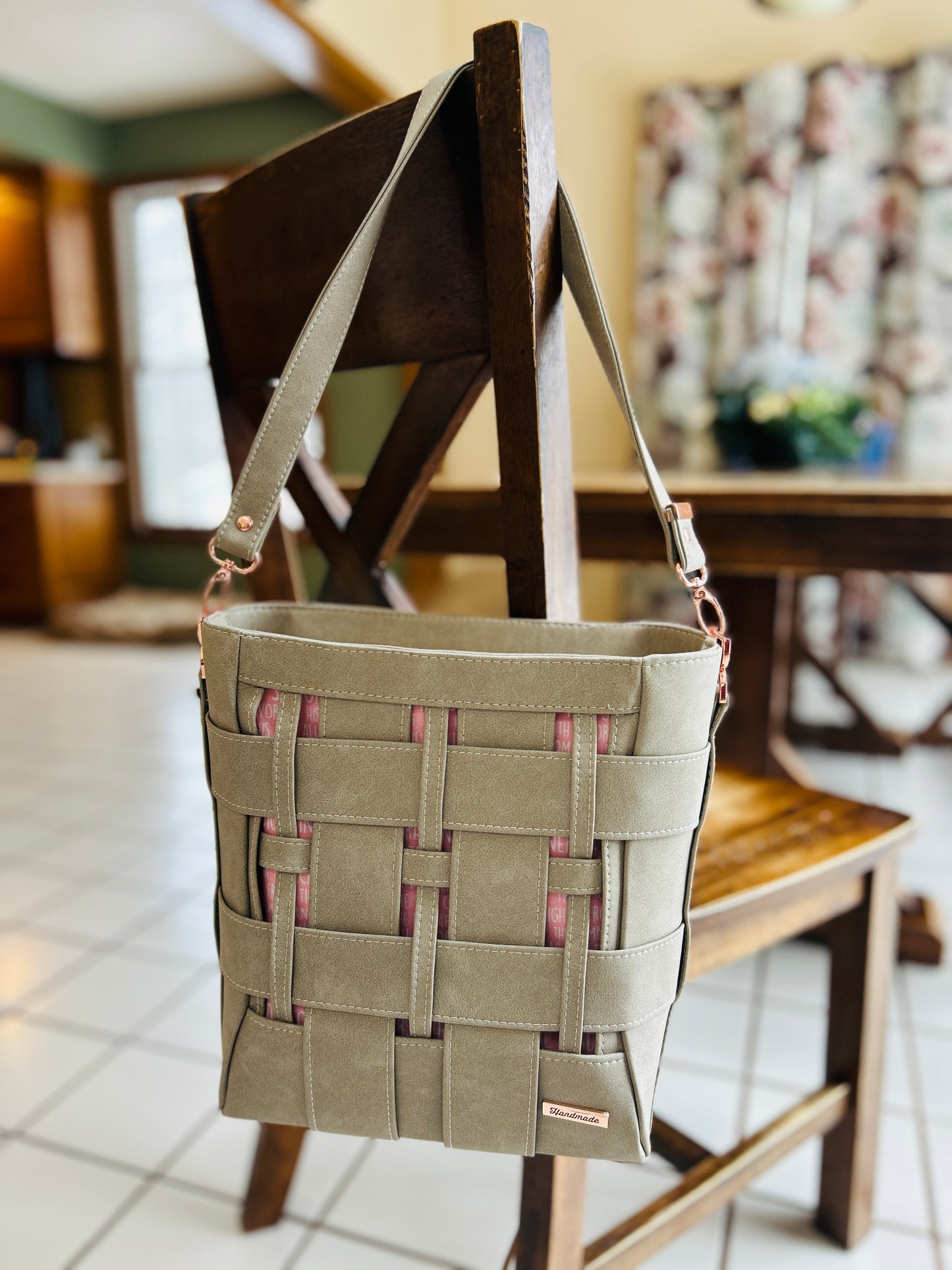 Magnificat Willow Woven Tote